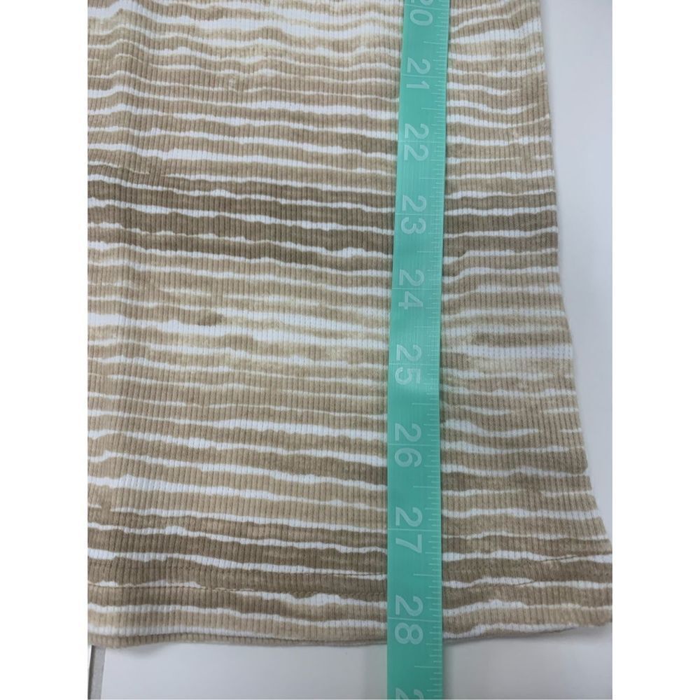 Striped Tank Top - Picture 6 of 6